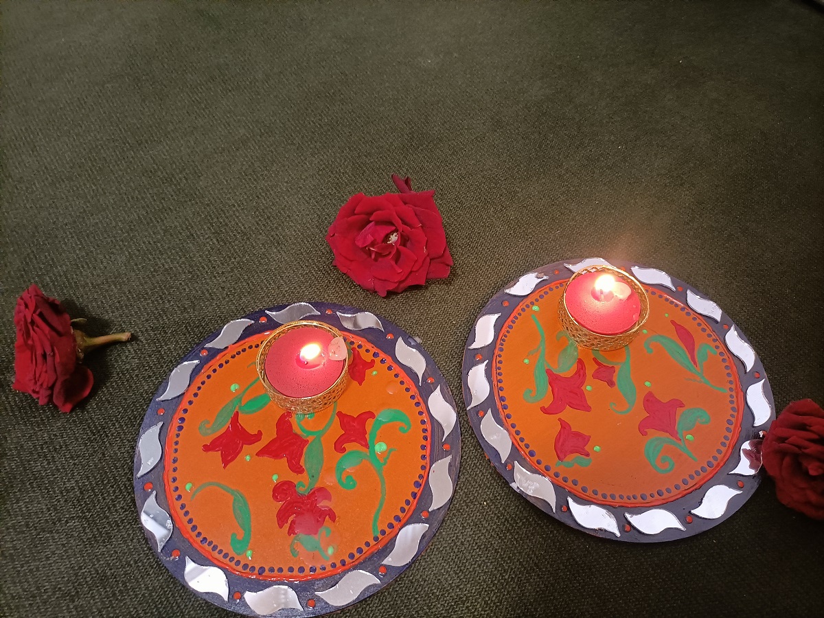 Rustic Floral Hand-Painted Candle Set (Pair) - C7