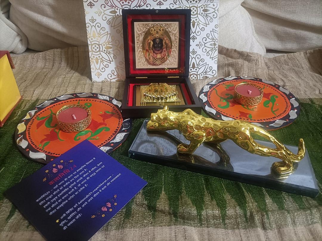 The "Auspicious Abundance" Corporate Gifting Box - G1
